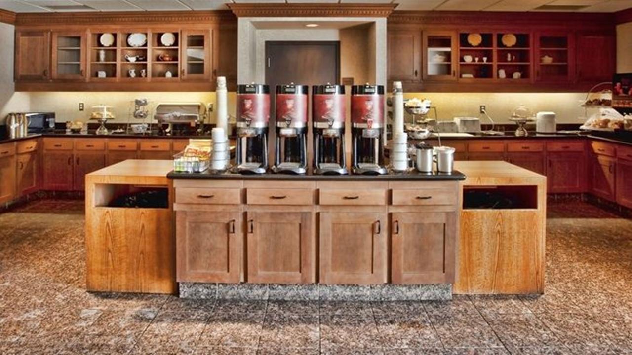 Humphry Inn And Suites Winnipeg Ngoại thất bức ảnh