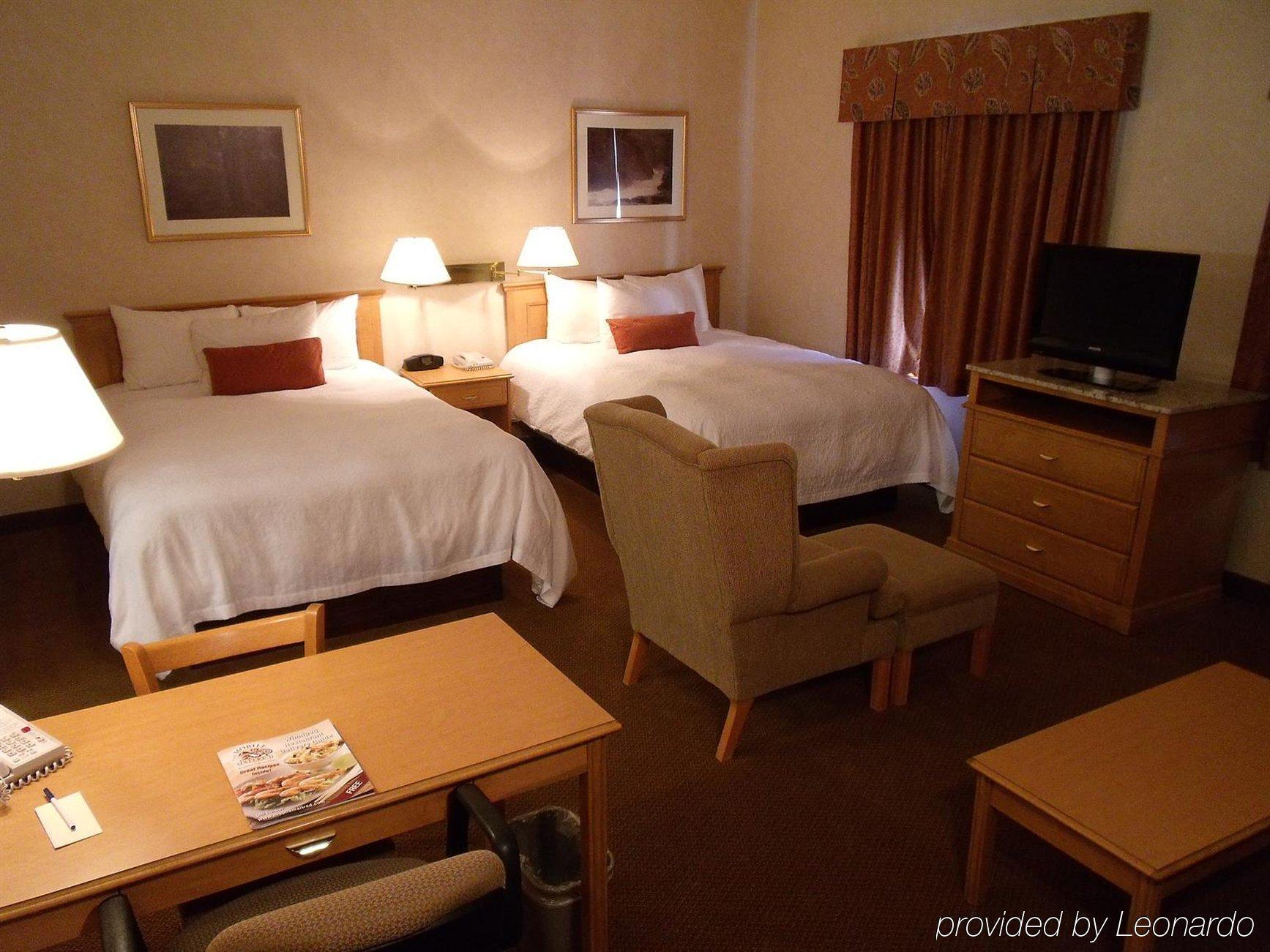 Humphry Inn And Suites Winnipeg Phòng bức ảnh
