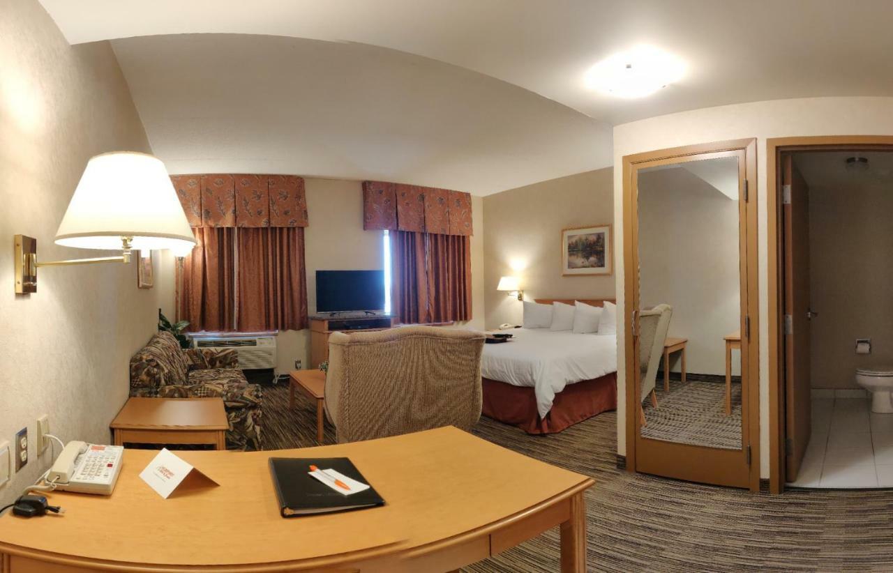 Humphry Inn And Suites Winnipeg Ngoại thất bức ảnh