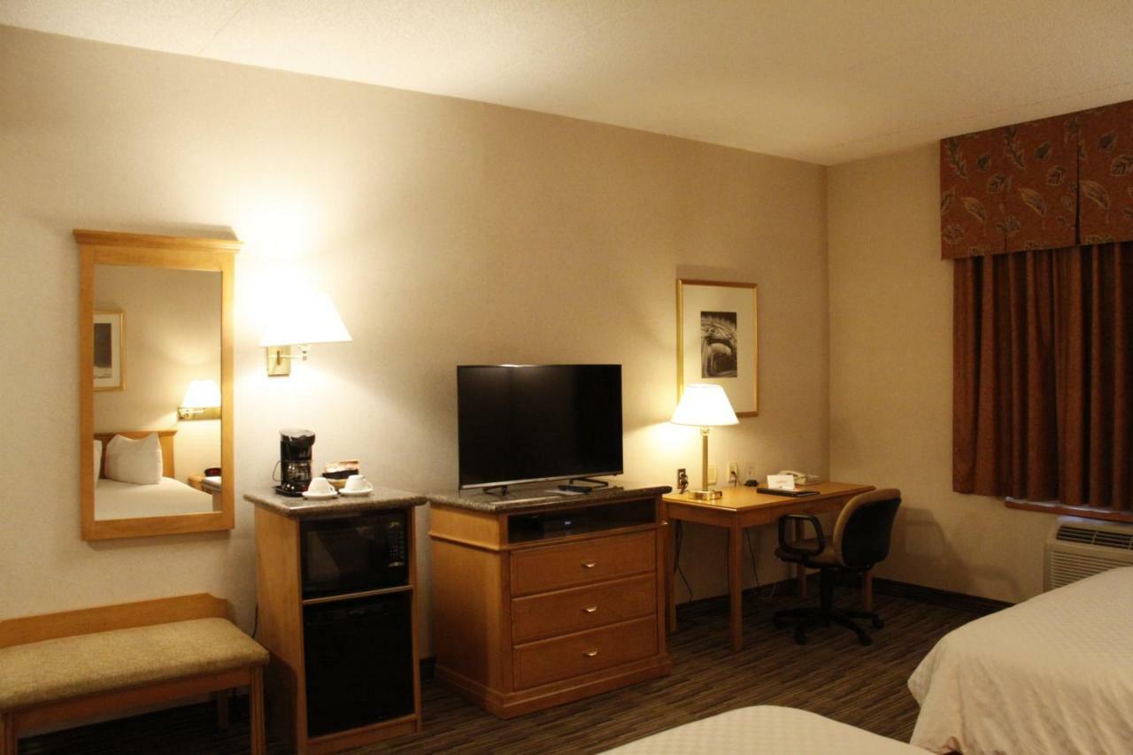 Humphry Inn And Suites Winnipeg Ngoại thất bức ảnh