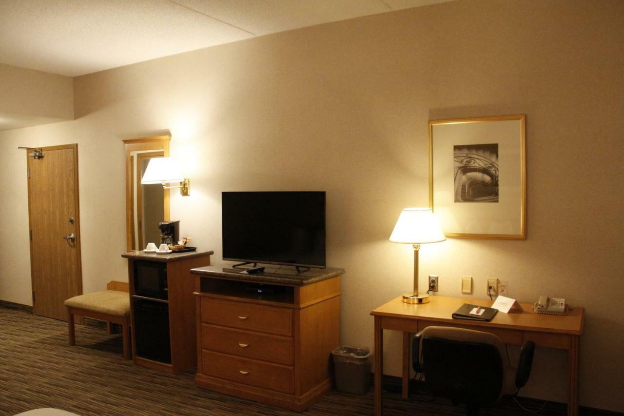 Humphry Inn And Suites Winnipeg Ngoại thất bức ảnh
